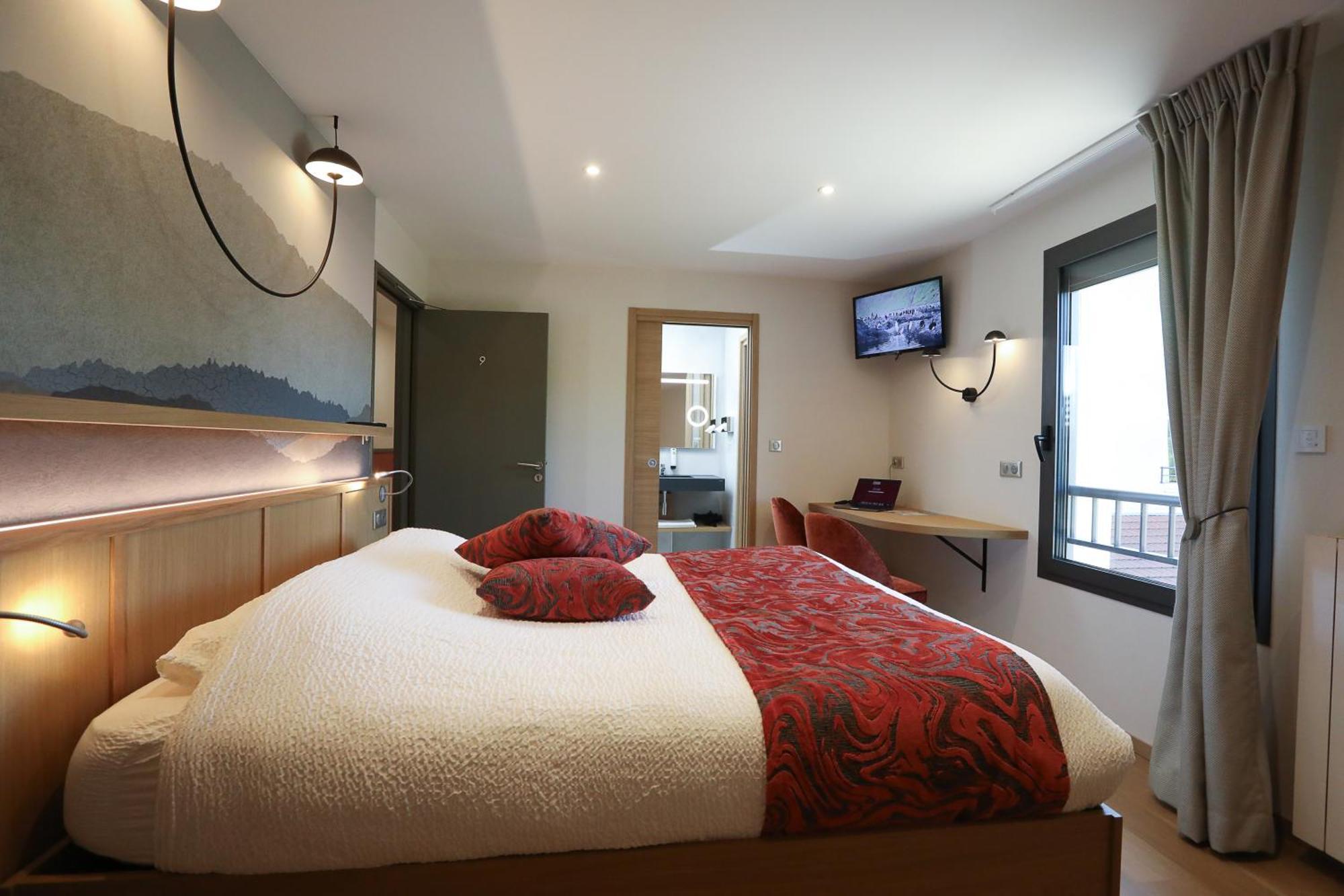 Logis Hotel Spa Restaurant Le Provence Ланарс Екстер'єр фото